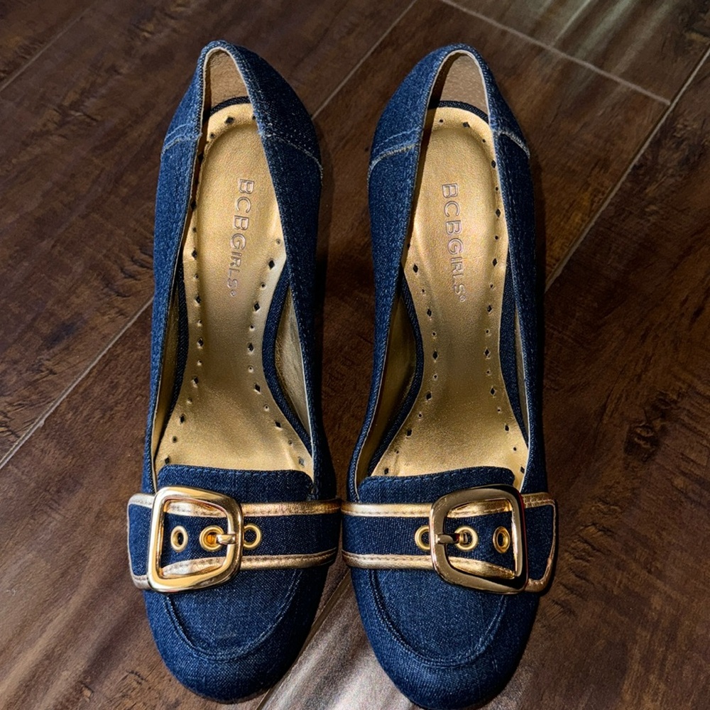 BCbGirls heels